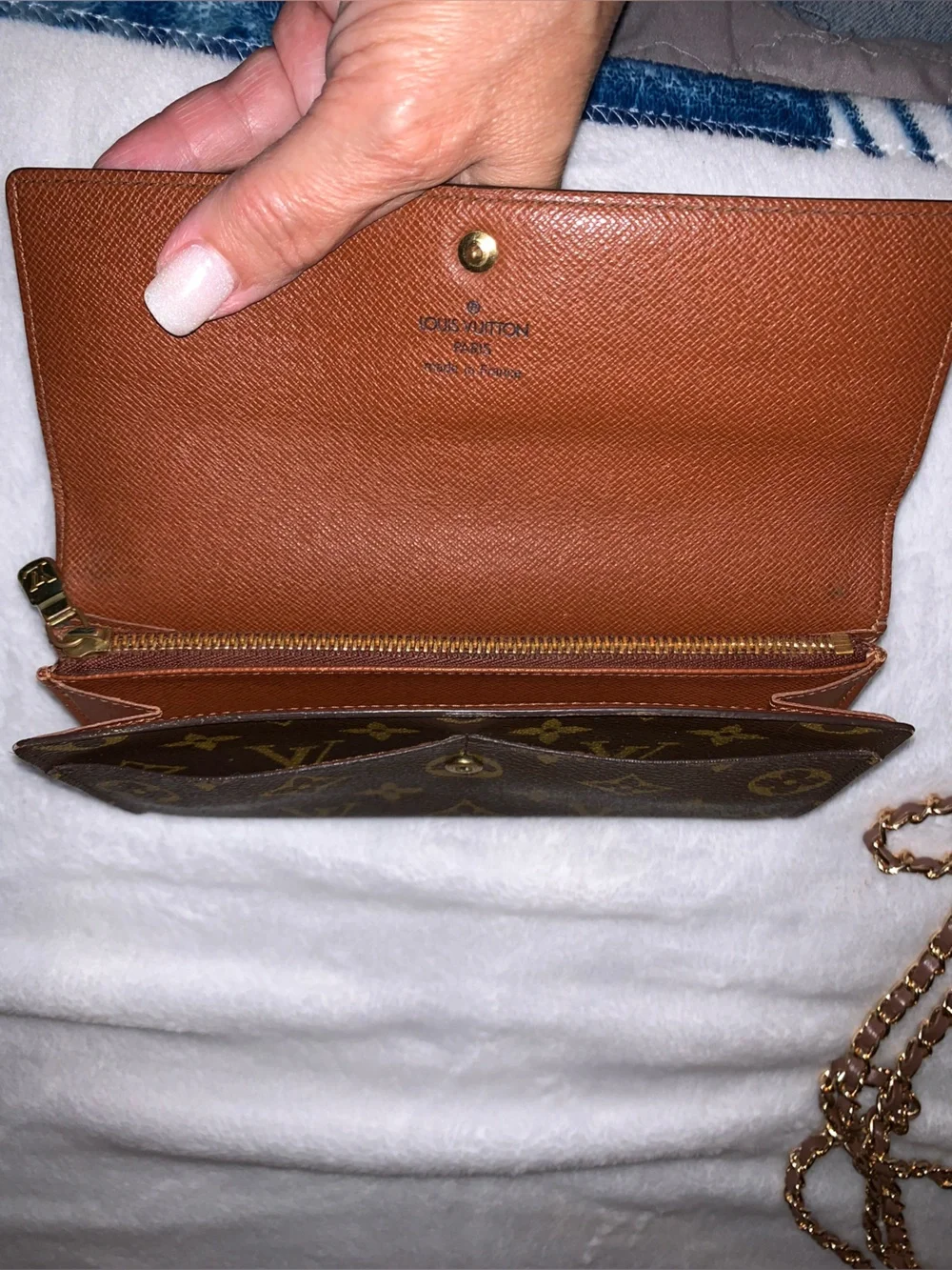Vintage Authentic Louis Vuitton Monogram Sarah LV Wallet EVC!